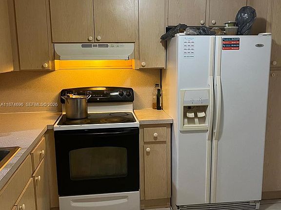 5th image of 11295 SW 88th St #M109