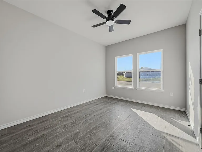 714 Mereet Dr — Photo 18