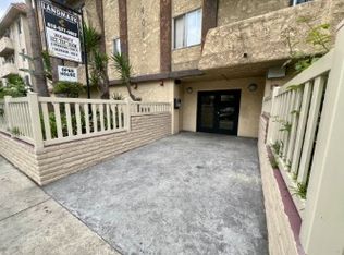 401 S. Hobart Ave, Los Angeles, CA 90020