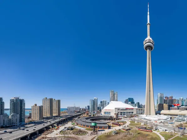 25 Lower Simcoe St #1708, Toronto, ON M5J 3A1