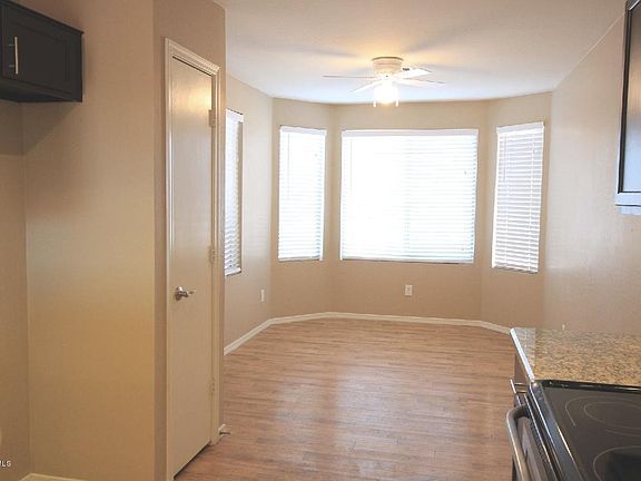 4th image of 341 W Settlers Trl