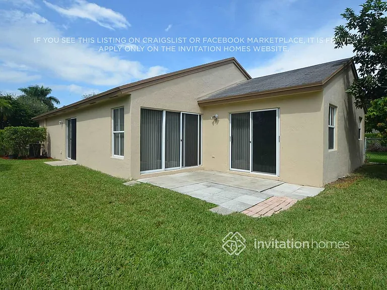 20710 NW 1st St — Photo 5