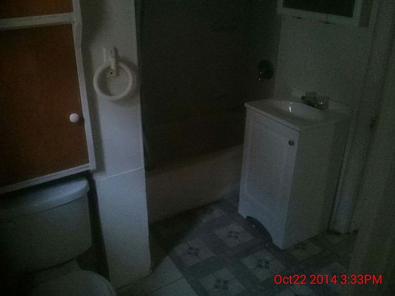 4th image of 14808 Pepper Ave