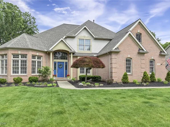 3191 Excalibur Ave, Westlake, OH 44145