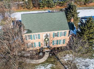9698 Stonemasters Dr, Loveland, OH 45140