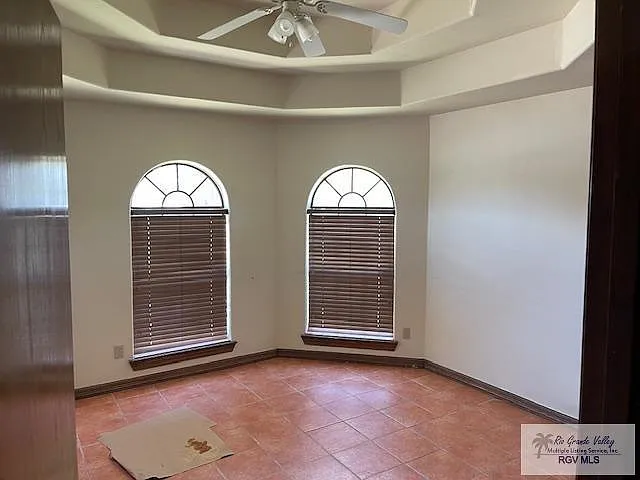 219 Ohara Dr — Photo 12