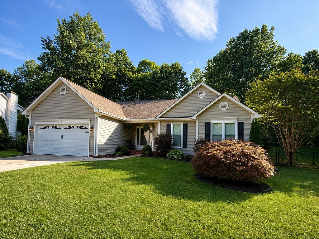 239 Windsor Forest Cir - Property Image