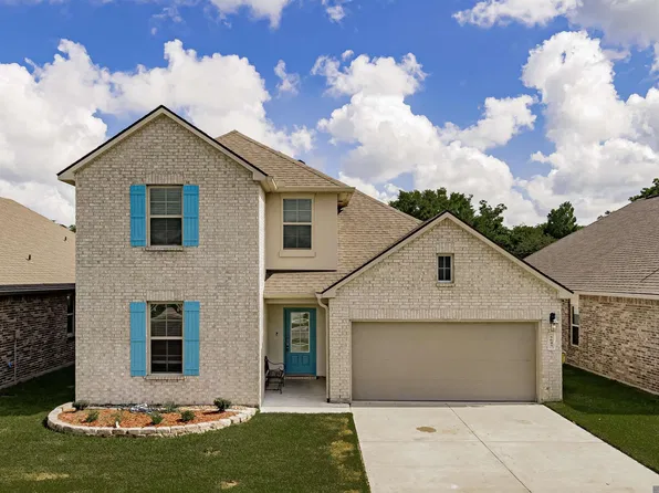 5645 Oak Trace Dr, Saint Gabriel, LA 70776