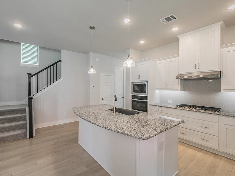 6113 Kendrick Mews — Photo 7