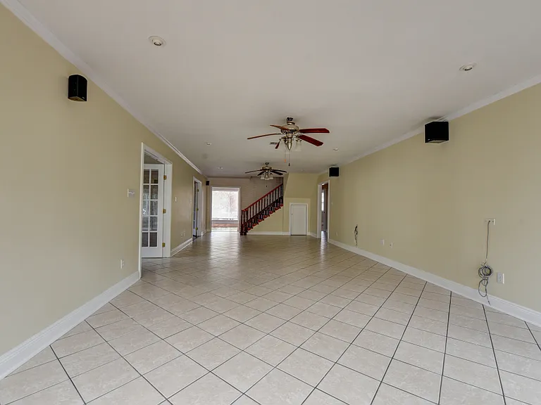 Den/Living Room