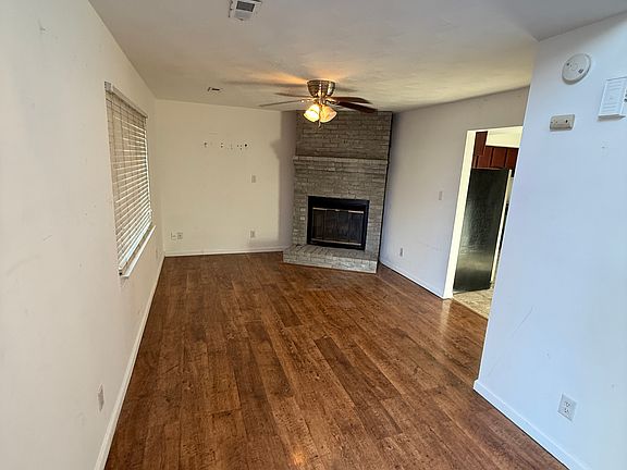 4th image of 4053 Country Club Dr #0