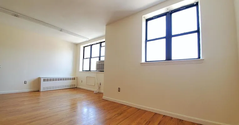 Rented by Compass | media 3