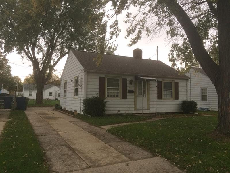 1st image of 4921 N 51st Blvd