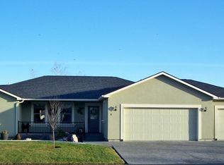 4 Jasmine Ln, Pasco, WA