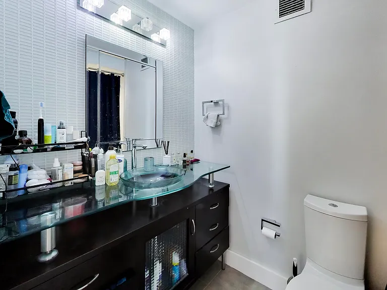 200 N Dearborn St #3103 — Photo 10