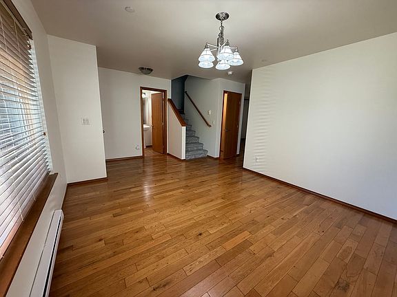 4th image of 1838 Bobs Hollow Ln