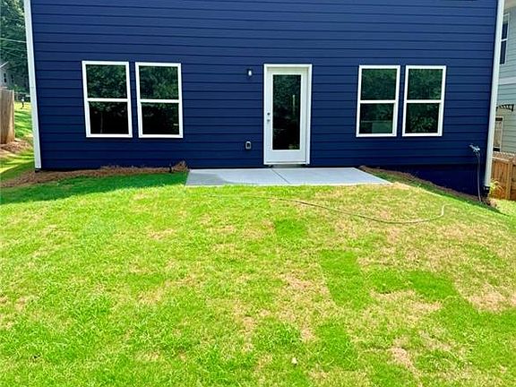 5th image of 1100 Wedgewood Dr NW