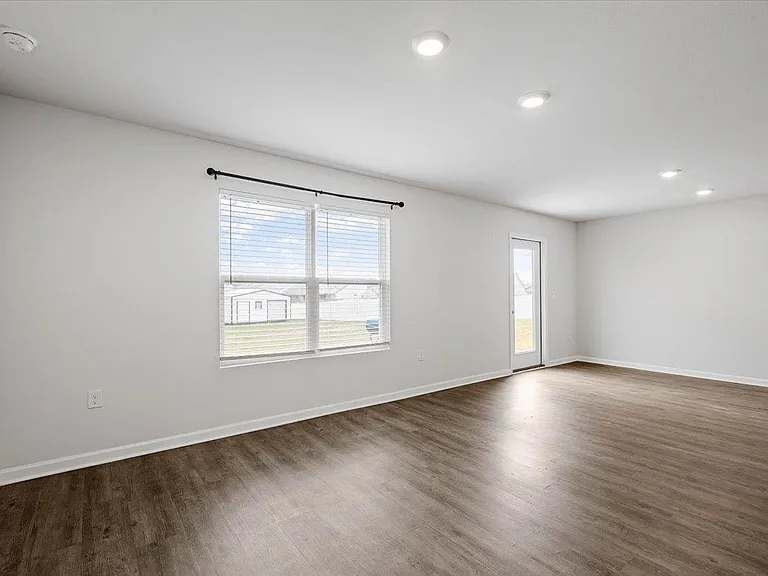 Rivers Landing Dr — Photo 24