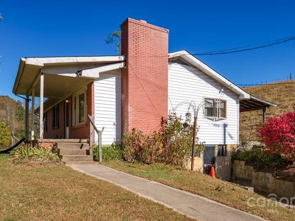 318 Monticello Rd, Weaverville, NC 28787