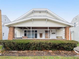 913 Myrtle St NW, Grand Rapids, MI 49504