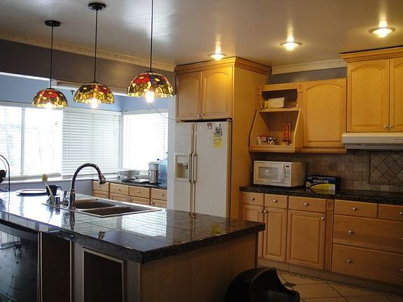 2nd image of 8982 Pinehurst Cir