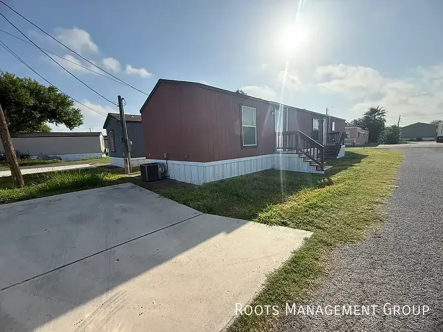 3 Bed 2 Bath Home Available for Lease at Magnolia Village - Apply Now! — Photo 2