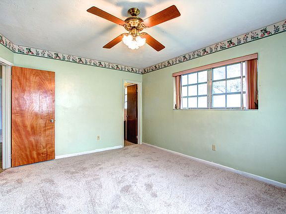 3rd image of 1710 Nw 113th Avenue