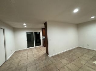 1305 Colorado Ave APT B, Modesto, CA