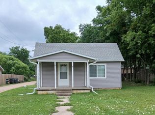 1115 W E St, Hastings, NE 68901