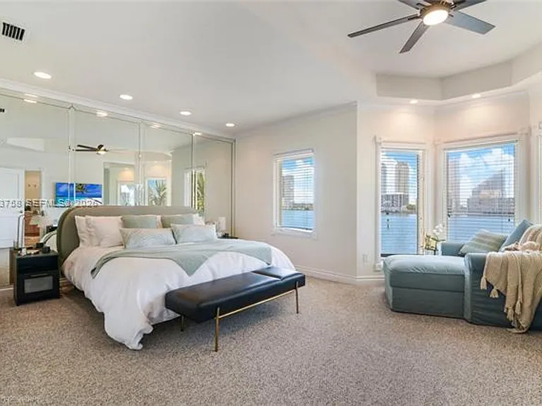 3972 NE 171st St #Townhouse 3972 — Photo 9
