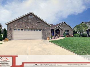 1708 E Grand Ave, Saint Joseph, IL