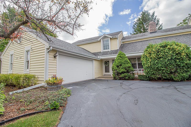 1st image of 1427 W De La Warr Cir