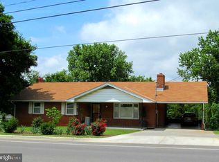 836 E 6th St, Front Royal, VA 22630