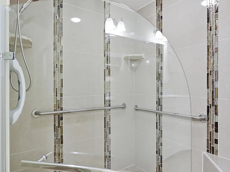 11206 Longwood Ct — Photo 23