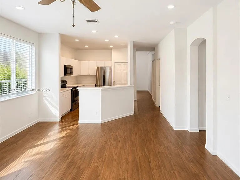 316 Conservation Dr — Photo 4
