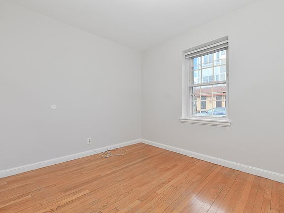 2nd image of 25 Lennon Ct APT 23