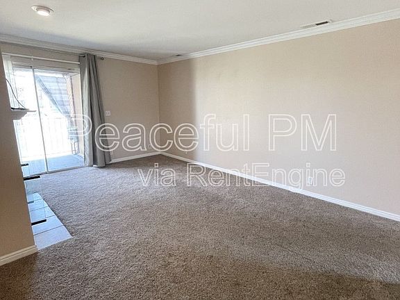 2nd image of 2438 S Elizabeth St APT 1
