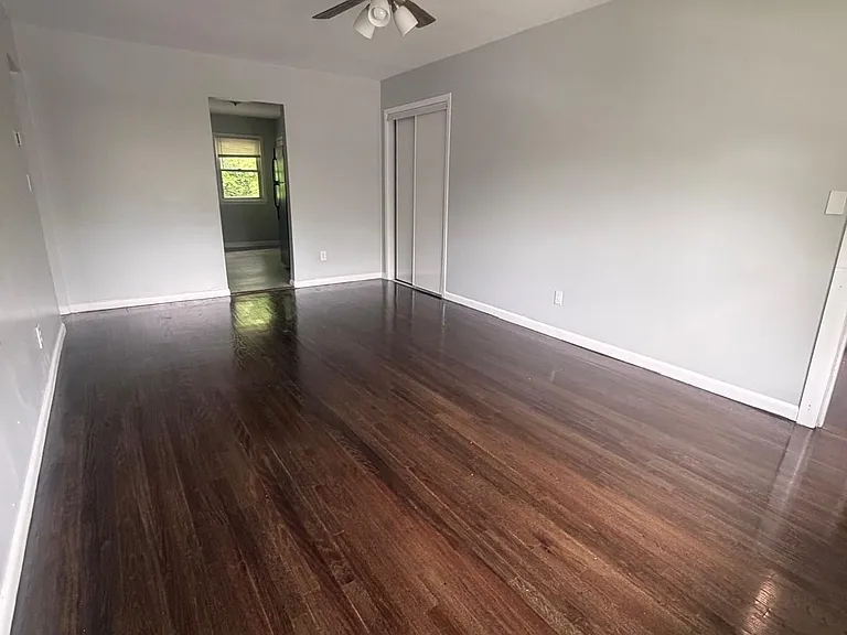 76 Revere St — Photo 8