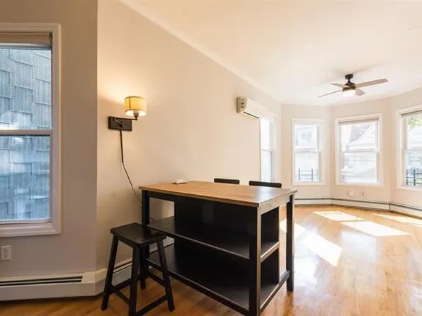 40 47th Street image 4 of 8