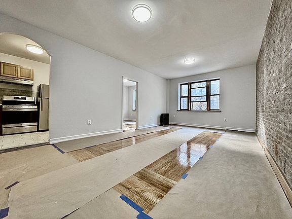 2nd image of 715 W 172nd St APT 23