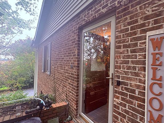 4th image of 263 Ben Dyer Rd