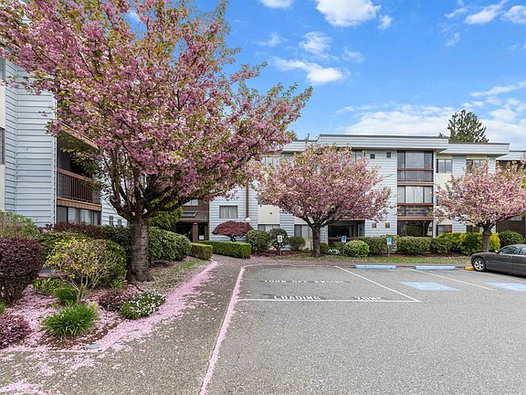 2nd image of 2279 McCallum Rd #307
