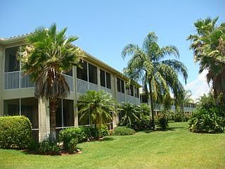 2nd image of 646 Vintage Reserve Cir APT D