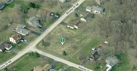 1st image of 517 Atlantic Dr NE