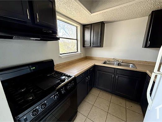1st image of 336 Victor St APT 4