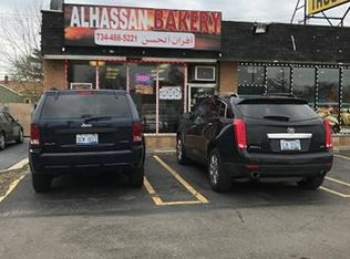 673 Inkster Rd, Garden City, MI 48135