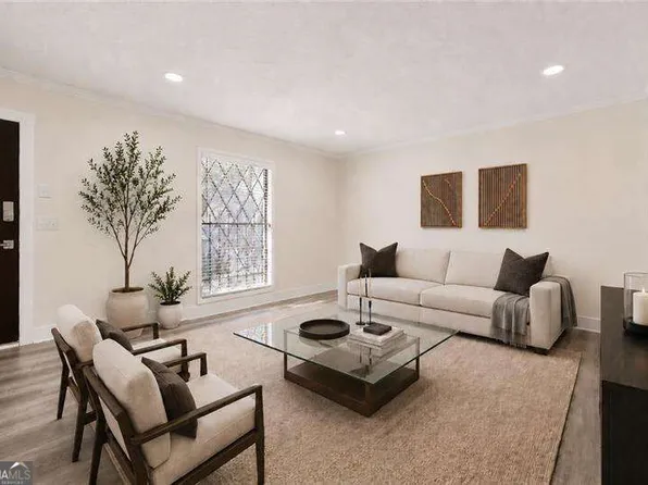 3298 Abbeywood Dr, Decatur, GA 30034