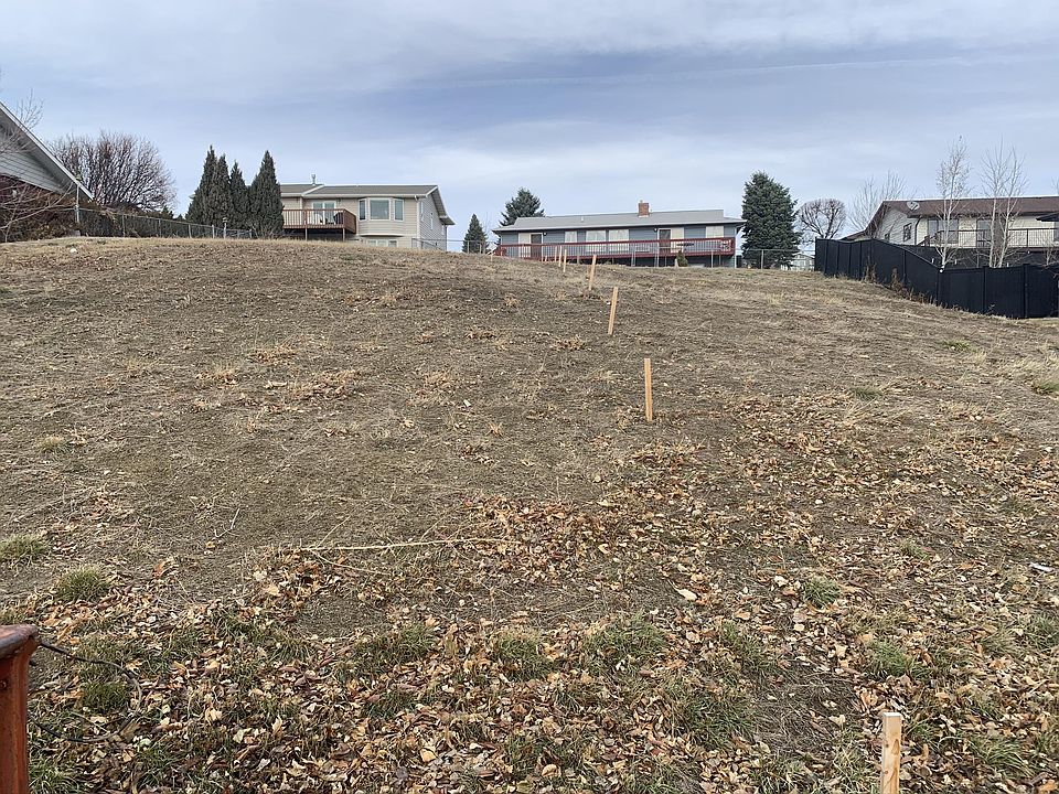 2nd image of 213 29th Ave NE
