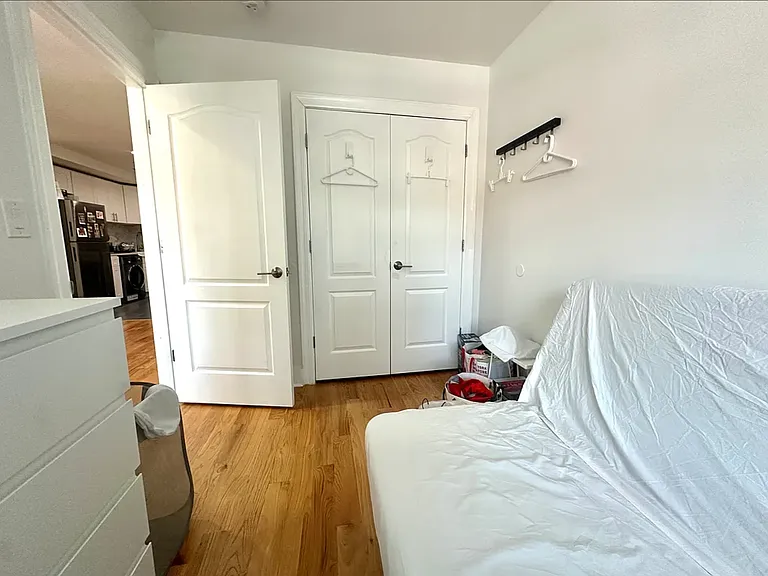 1042 Herkimer St #3A — Photo 8