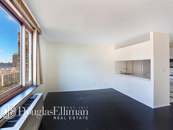 3rd image of 250 S End Ave APT 11H